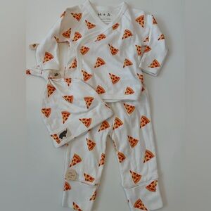 NWT Monica + Andy outfit and  set pizza print size 0-3 months